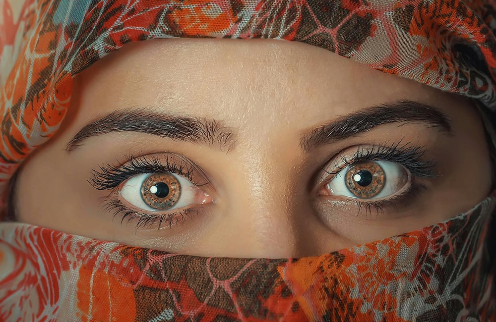نکته‌های قبل از عمل جراحی تغییر رنگ چشم